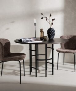 Køb Dania - Spisebord i brunfarvet egefiner