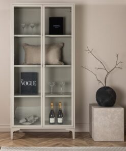 Køb Wells - Vitrineskab i beige metal