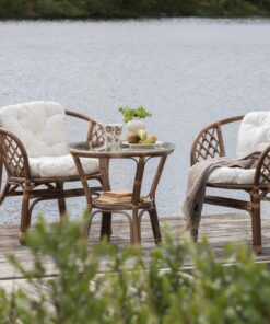 Køb Gatsbye - Bordsæt med bord og to stole i rattan online billigt møbel