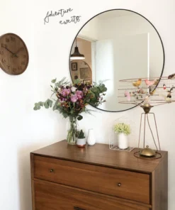 Køb Robyn - Vægur i massivt træ