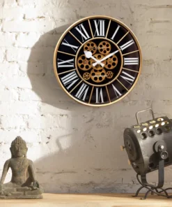 Køb Pope - Vægur i sort metal og synlige tandhjul online billigt møbel