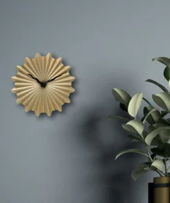 Køb Bow - Vægur i guld metal online billigt møbel