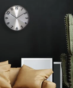 Køb Reflect - Vægur i grå metal online billigt møbel