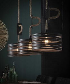 Køb Twist - Loftlampe med tre lampeskærme i metal ophængt i reb Levering uden pære online billigt møbel