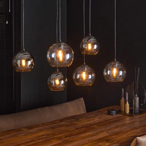 Køb Altos - Loftlampe med seks skærme i to farver glas Levering med pære(r) online billigt møbel