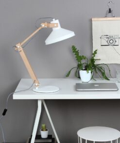 Køb Edward - bordlampe i træ og hvidt metal online billigt møbel