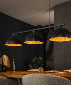 Køb Ranua- Loftlampe med tre skærme i rillet sort metal Levering med pære(r) online billigt møbel