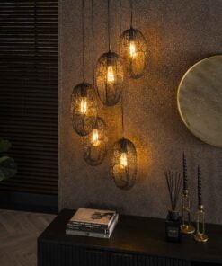 Køb Malla - Loftlampe med fem skærme i artic black metal Levering med pære(r) online billigt møbel