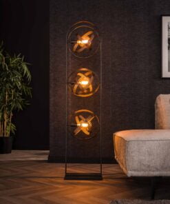 Køb Sanz - Gulvlampe i hullet artic sort metal Levering med pære(r) online billigt møbel