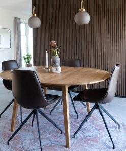 Køb Ohio - Spisebord i olieret eg med indbygget tillægsplade online billigt møbel