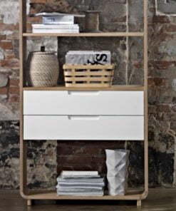 Køb Actas reol i olieret eg og hvidmalet mdf online billigt møbel