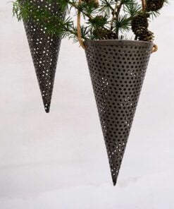 Køb Kræmmerhus i perforeret jern