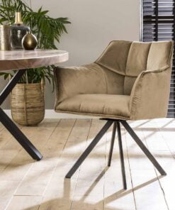 Køb Wegas - To spisebordsstole i champagnefarvet fløjl online billigt møbel