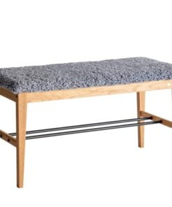 Køb Freja - Bænk i lakeret eg med fem forskellige sæder Ægte fåreskind lysegrå online billigt møbel