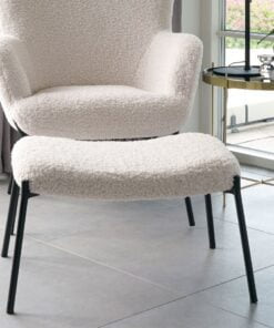 Køb Coozy - Taburet i hvid kunst lammeskind online billigt møbel