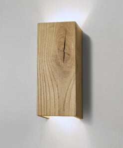 Køb SECUNDUS II MODERN RUSTIC væglampe i træ online billigt møbel