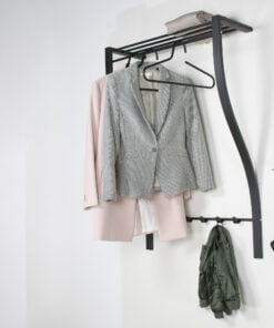 Køb Swung - Hattehylde i sort metal