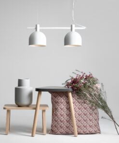 Køb Tudor - Loftlampe i hvid metal med to skærme online billigt møbel