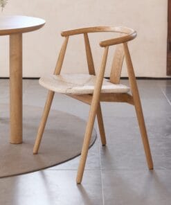 Køb Punta - 2 spisebordsstole i eg og flet online billigt møbel