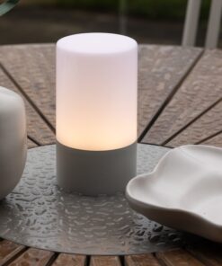 Køb Orta - Udendørs cylinderformet bordlampe i grå metal og plast online billigt møbel